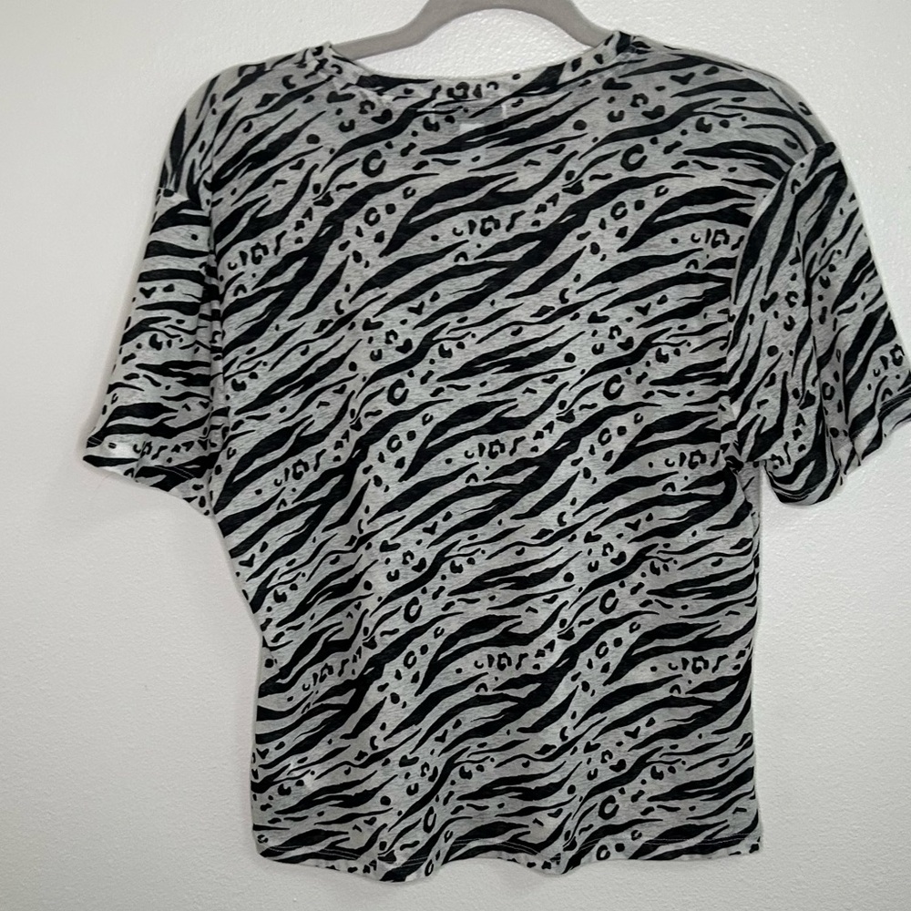Top Shop lightweight see through shirt zebra print pattern - Picture 5 of 5
